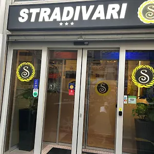 Stradivari Ξενοδοχείο