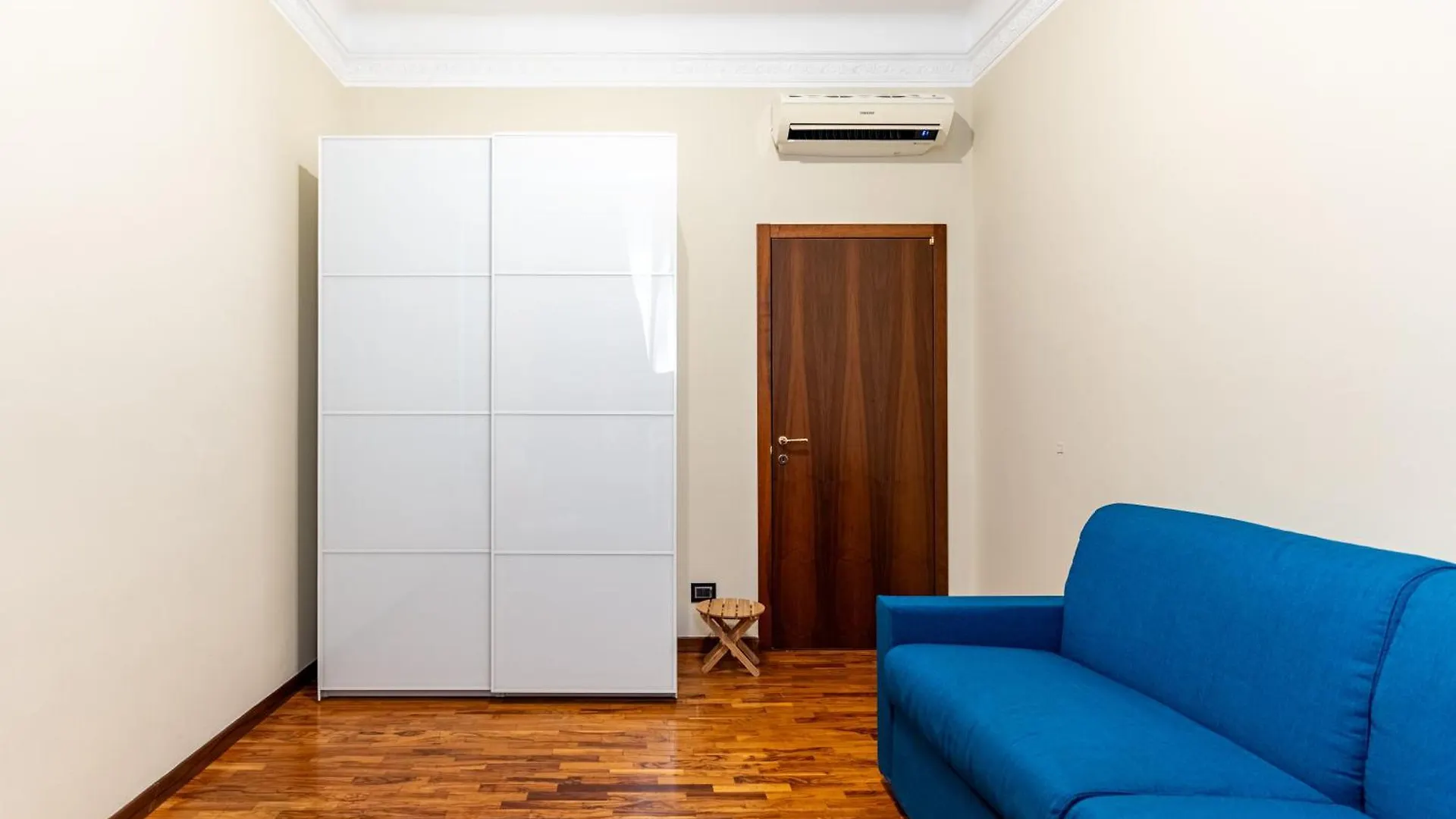 Oronzo Apartment Washington Milan