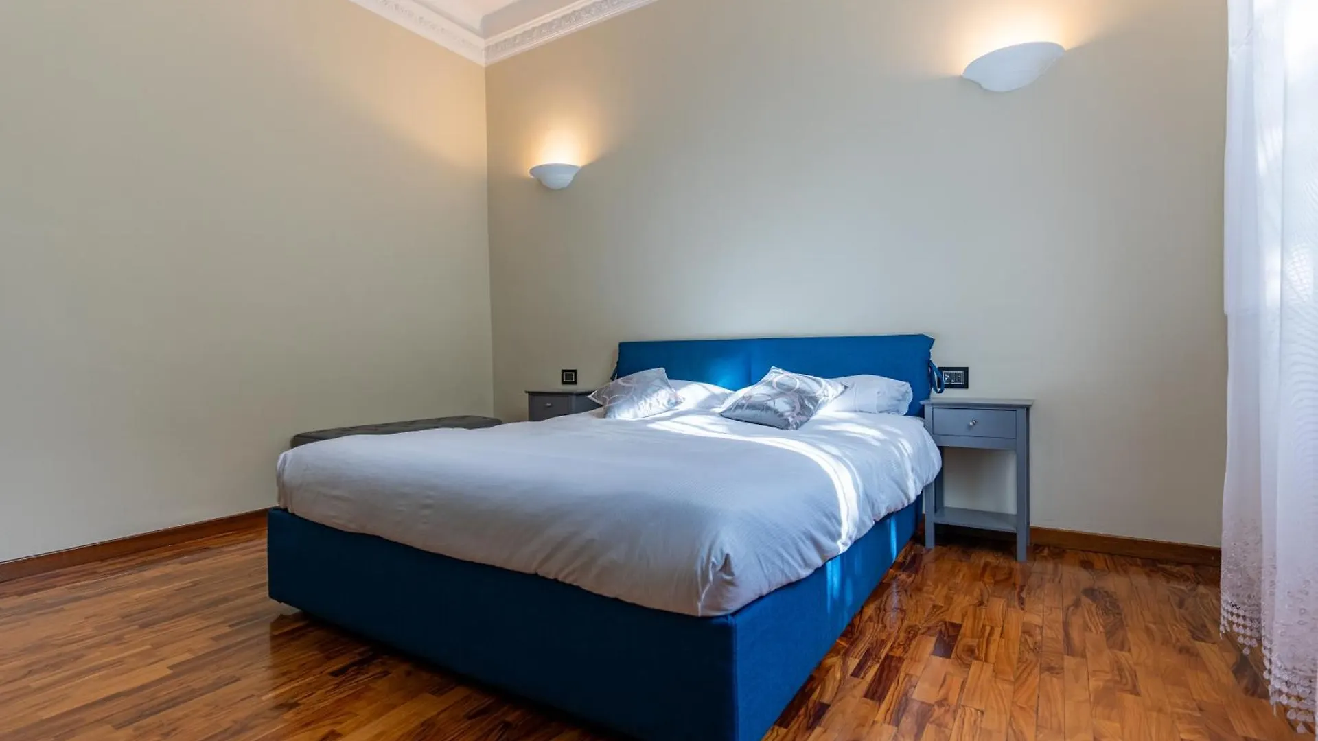 Oronzo Apartment Washington Milan