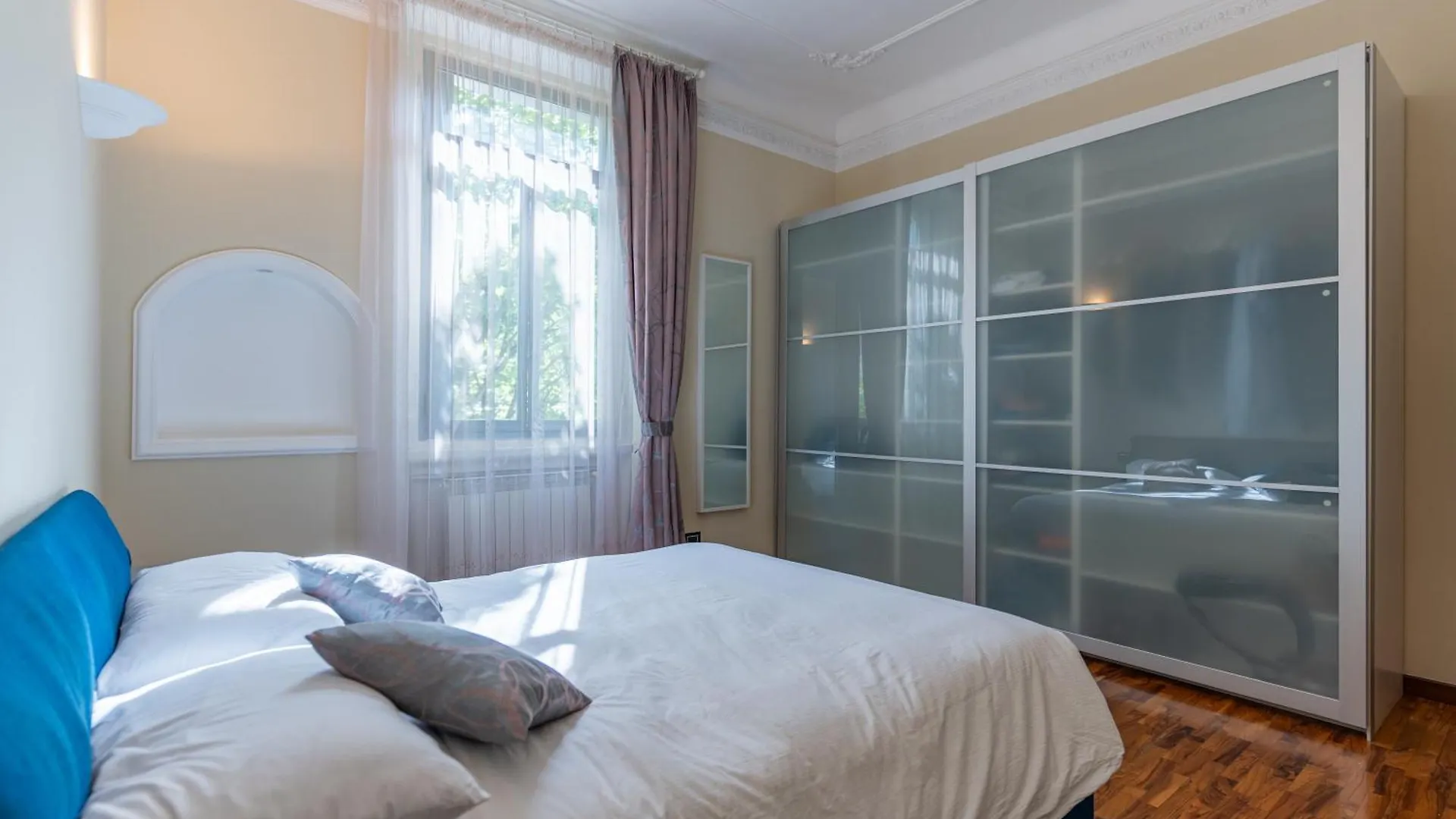 Oronzo Apartment Washington Milan 0*,  Italy
